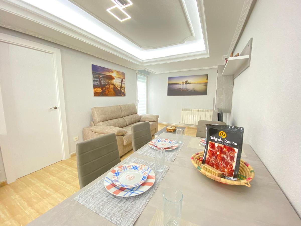 Vivienda En Pleno Centro! Calle Doctrinos 3 萨拉曼卡 外观 照片