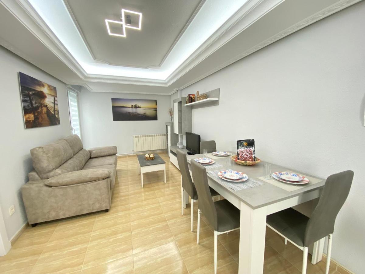 Vivienda En Pleno Centro! Calle Doctrinos 3 萨拉曼卡 外观 照片